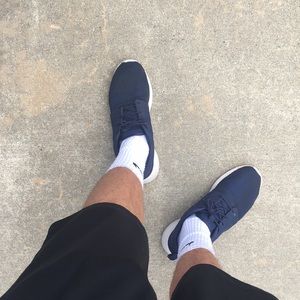 Meet your Posher, Todd